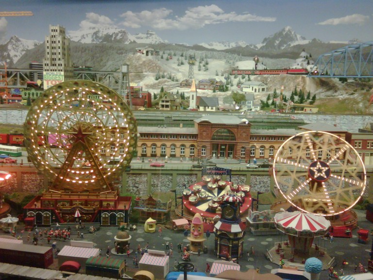 miniture train world