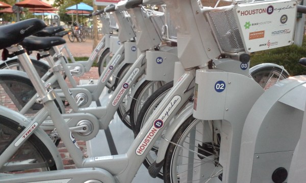 http://houston.bcycle.com/